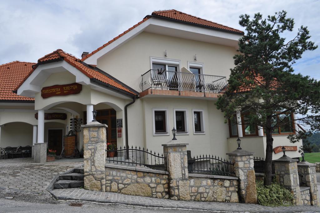 Grobelnik Tourist Farm Villa Sevnica ภายนอก รูปภาพ